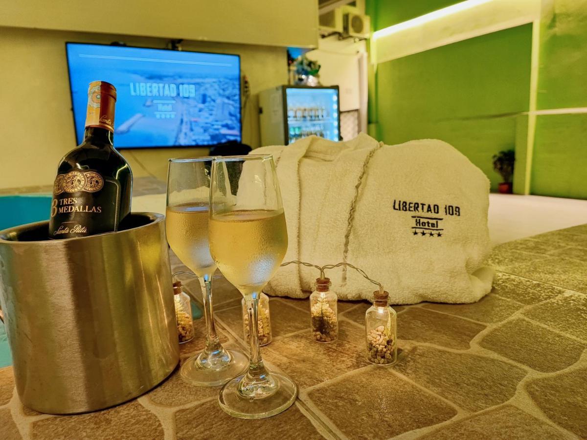 Libertad 109 Hotel Con Generador Electrico ラ・リベルター エクステリア 写真