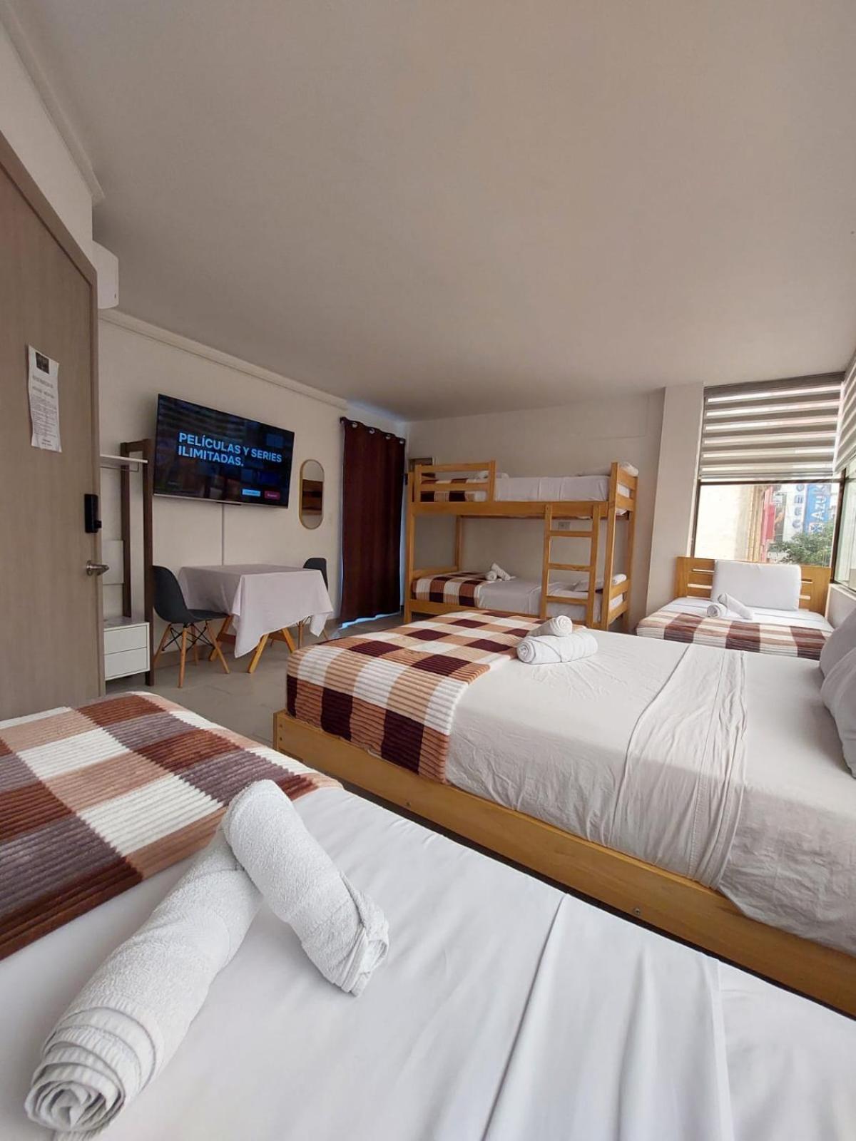 Libertad 109 Hotel Con Generador Electrico ラ・リベルター エクステリア 写真