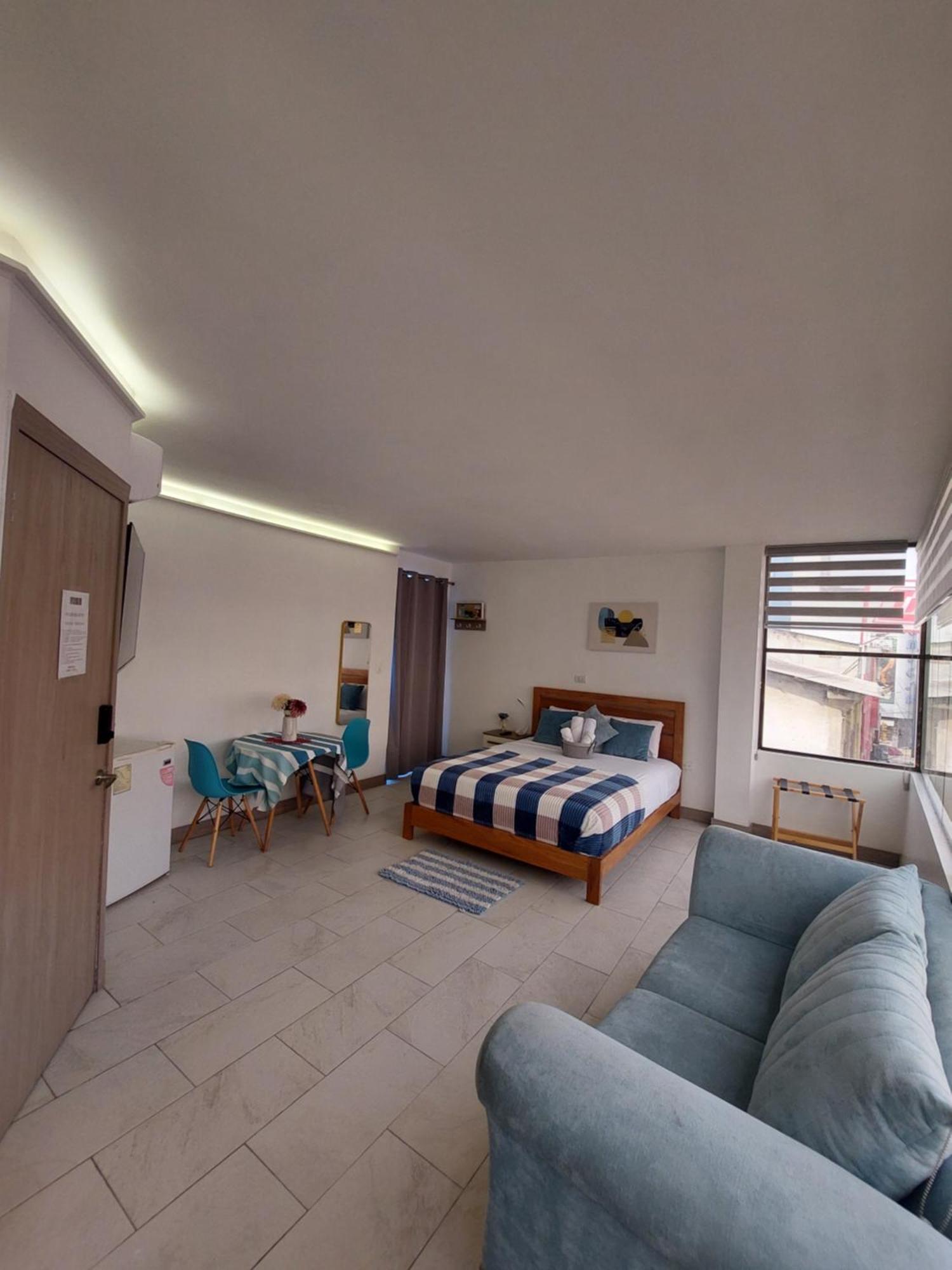 Libertad 109 Hotel Con Generador Electrico ラ・リベルター エクステリア 写真