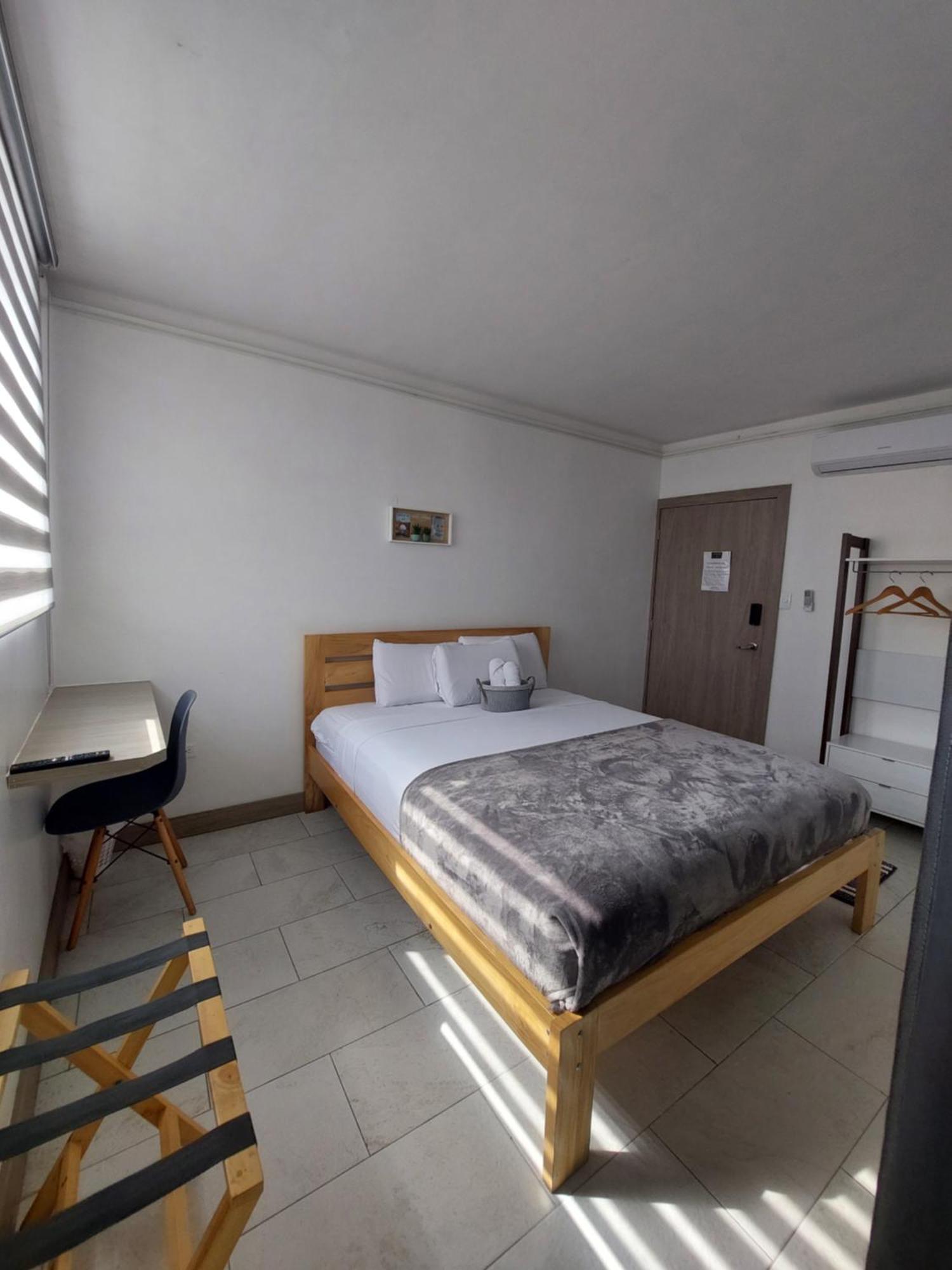 Libertad 109 Hotel Con Generador Electrico ラ・リベルター エクステリア 写真